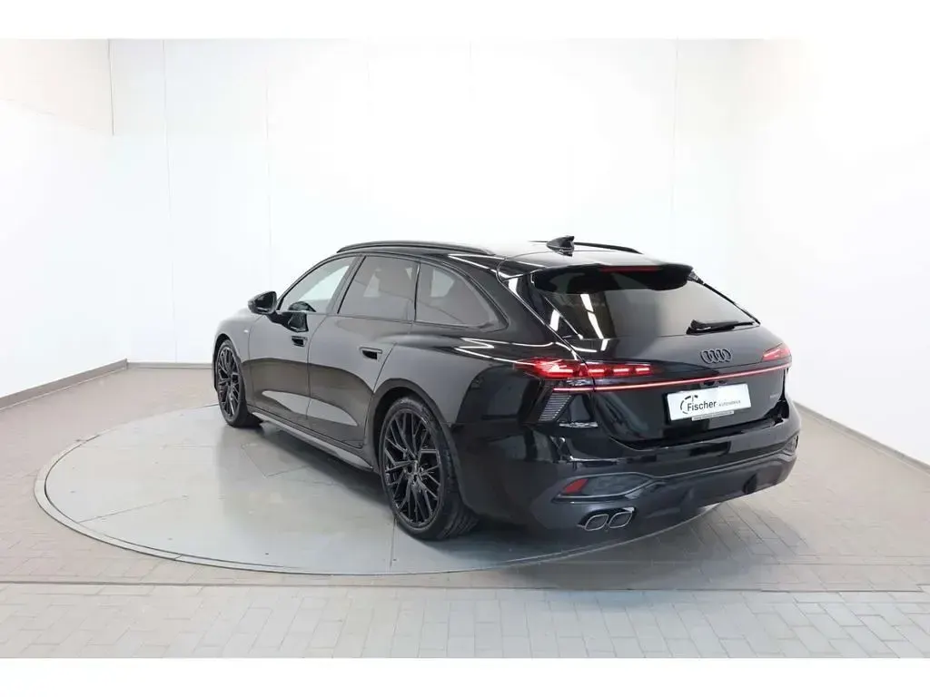 Neu Audi A6 Edition .1 204 PS (150 kW) 2025 Schwarz Kombi