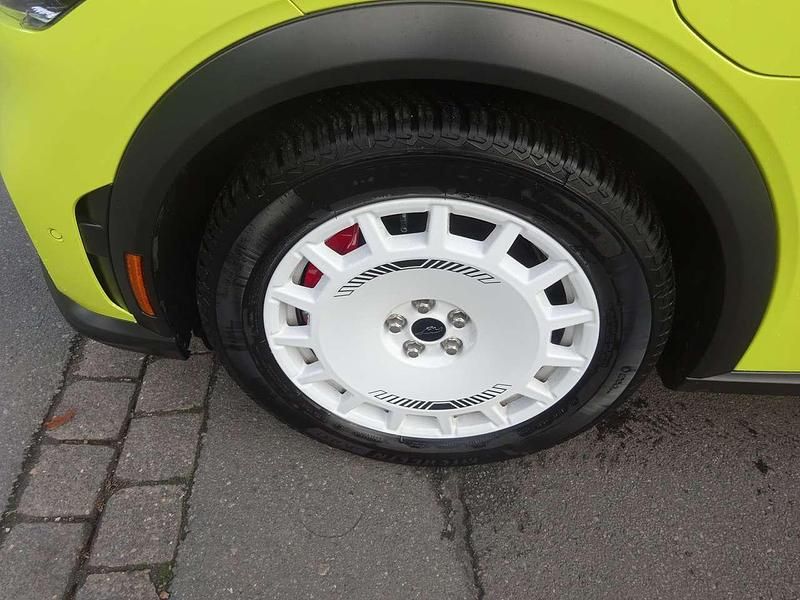 Gebraucht Ford Mustang Mach-E GT 358 kW (487 PS) 2024 Yellow peel SUV