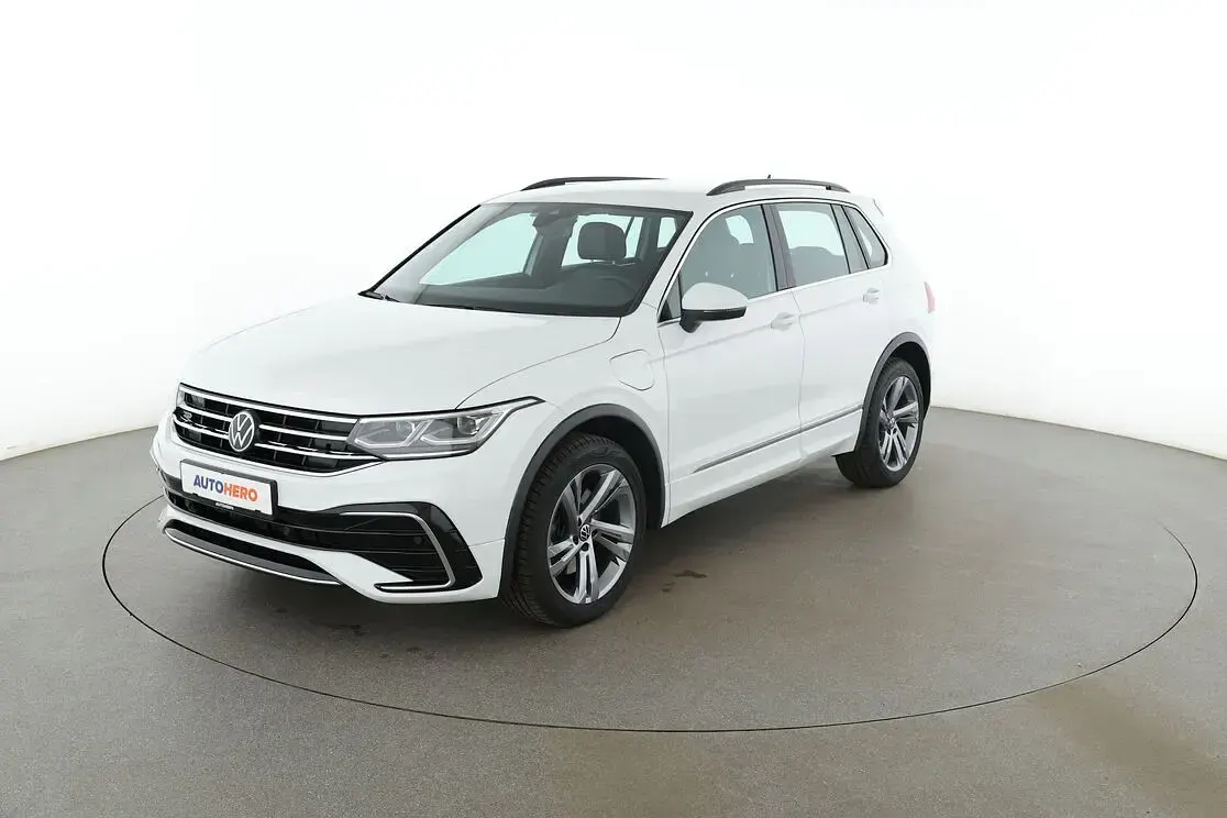 Gebraucht VW Tiguan R-line 245 PS (180 kW) 2022 SUV