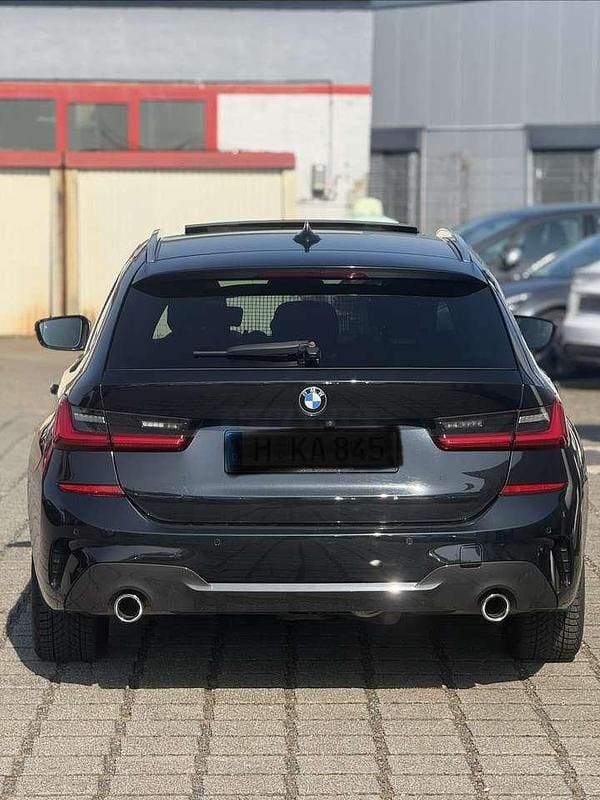 Gebraucht BMW 320 190 PS (139 kW) 2020 Schwarz Kombi