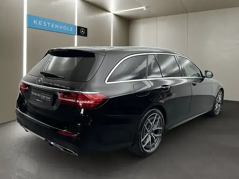 Gebraucht Mercedes E450 AMG 367 PS (269 kW) 2021 Schwarz Limousine