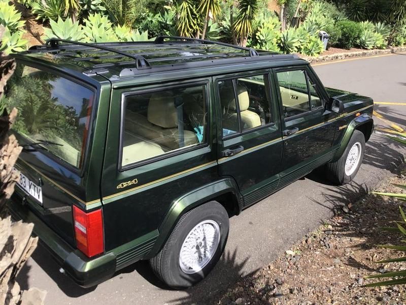 Gebraucht Jeep Cherokee Limited 184 PS (135 kW) 1996 Grün SUV