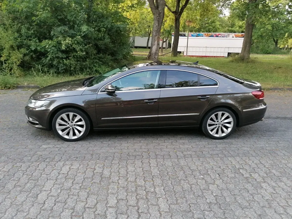 Gebraucht VW CC 160 PS (117 kW) 2015 Braun Limousine