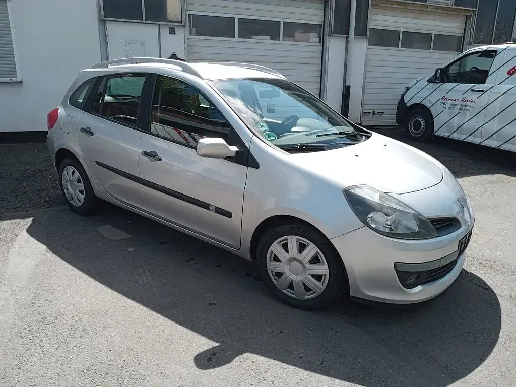 Gebraucht Renault Clio Dynamique 101 PS (74 kW) 2008 Limousine
