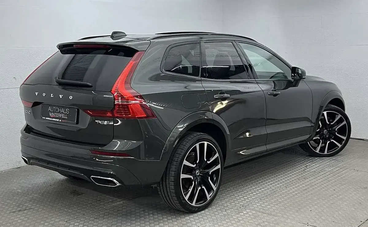 Gebraucht Volvo XC60 R-Design 392 PS (288 kW) 2020 Grau SUV