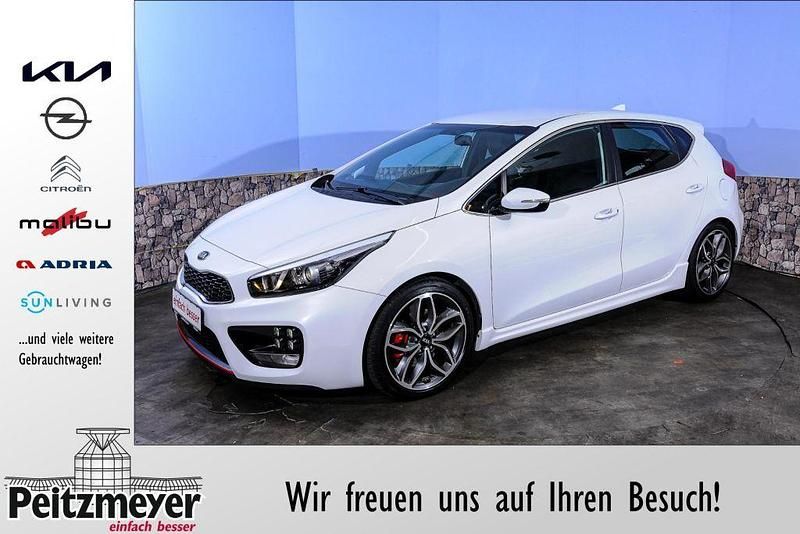 Weiß Gebraucht 2017 Kia Ceed GT-Challenge Limousine | 15.000 € (Etwas zu teuer) - Bild 1/4
