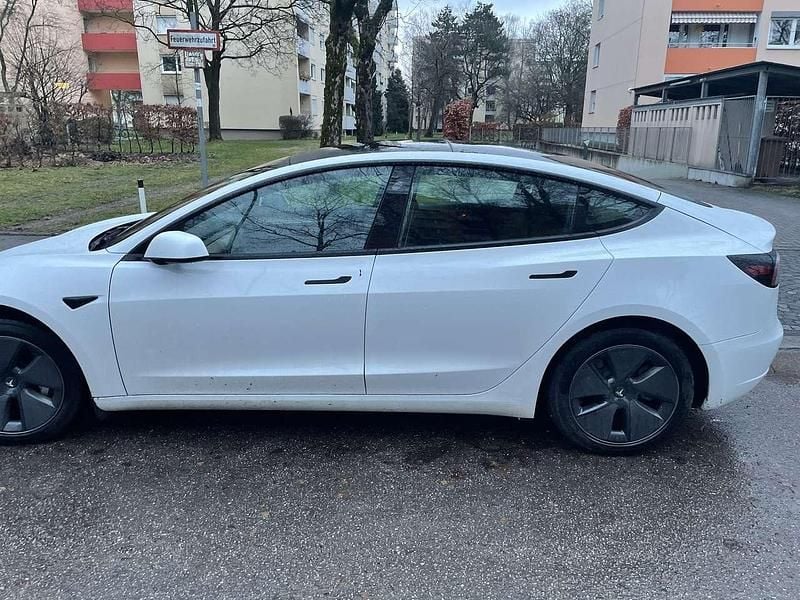Gebraucht Tesla Model 3 Standard Range Plus 239 kW (325 PS) 2022 Limousine