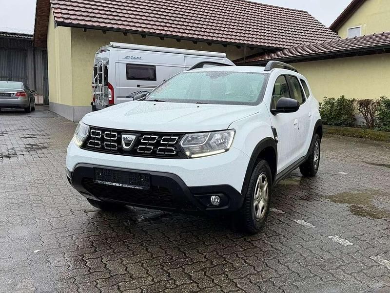 Gebraucht Dacia Duster Comfort 114 PS (83 kW) 2018 Gletscherweiss SUV