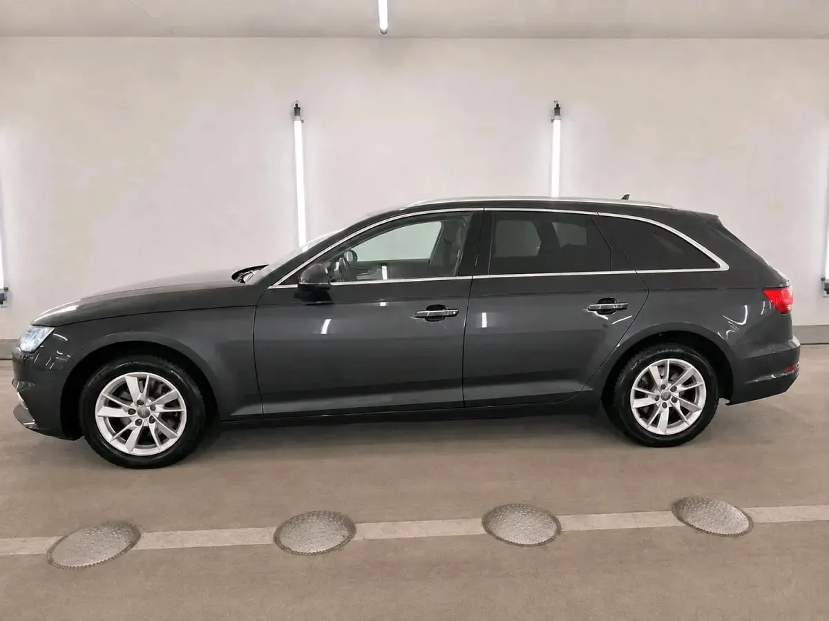 Gebraucht Audi A4 150 PS (110 kW) 2019 Silber Kombi