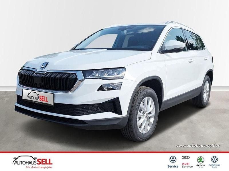 Weiß Gebraucht 2024 Skoda Karoq Ambition SUV | 32.990 € (Guter Preis) - Bild 1/4