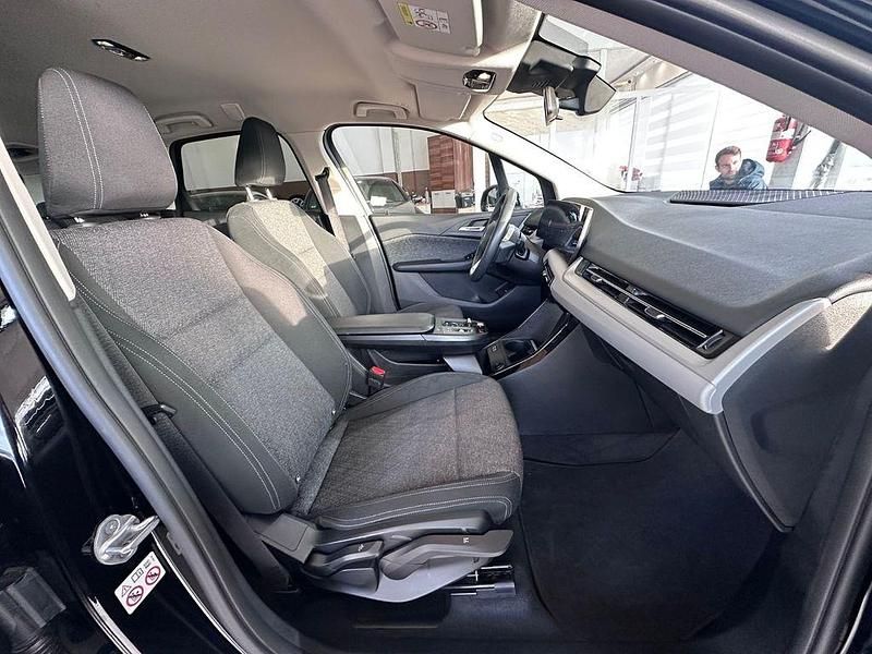 Gebraucht BMW 218 Performance 150 PS (110 kW) 2023 Schwarz Kombi