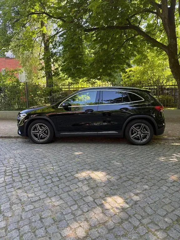 Gebraucht Mercedes GLA250 AMG line 224 PS (164 kW) 2021 Schwarz SUV