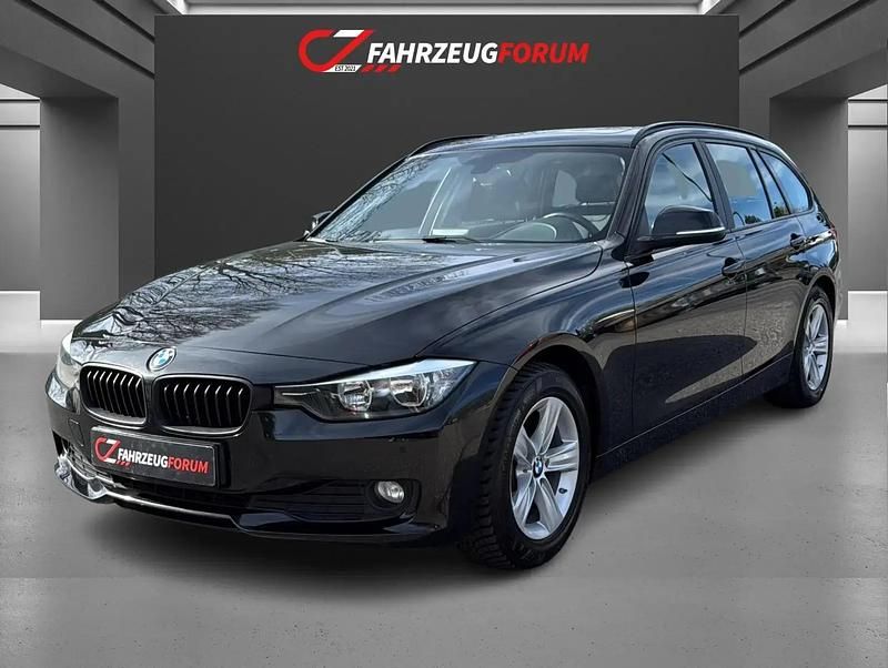 Gebraucht BMW 320 Comfort Edition 184 PS (135 kW) 2014 Schwarz Kombi
