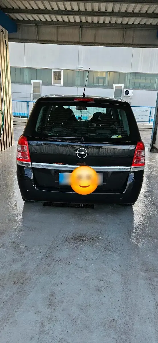 Gebraucht Opel Zafira 125 PS (91 kW) 2011 Schwarz Van / Kleinbus