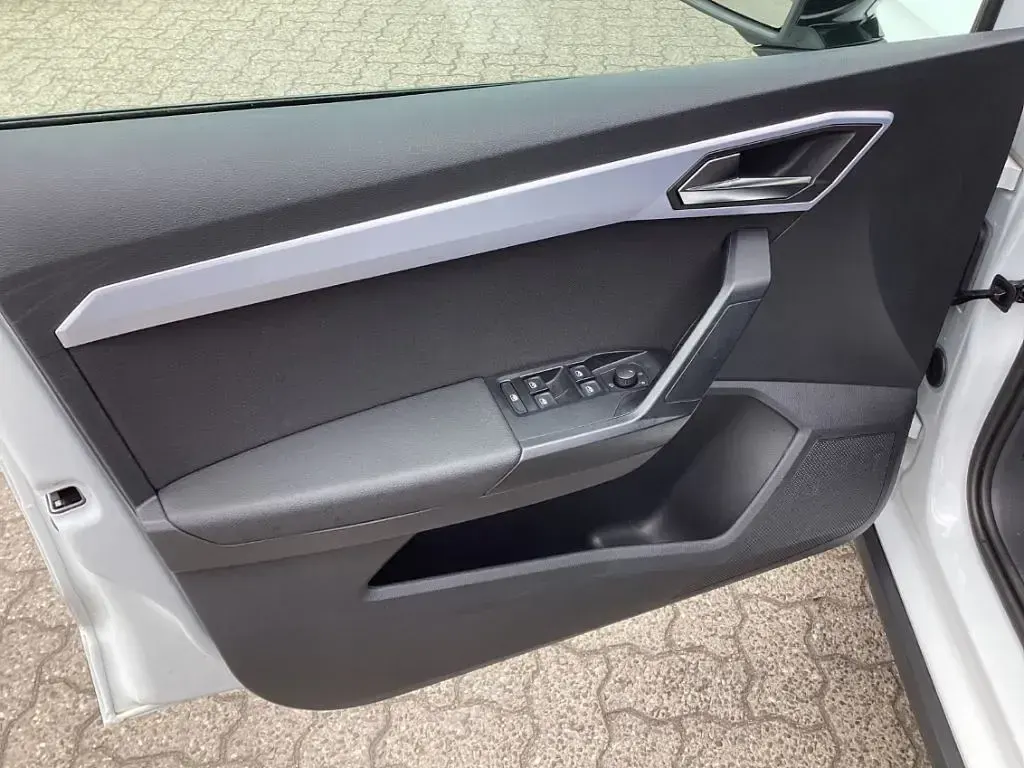 Gebraucht Seat Arona 110 PS (80 kW) 2023 Weiss SUV