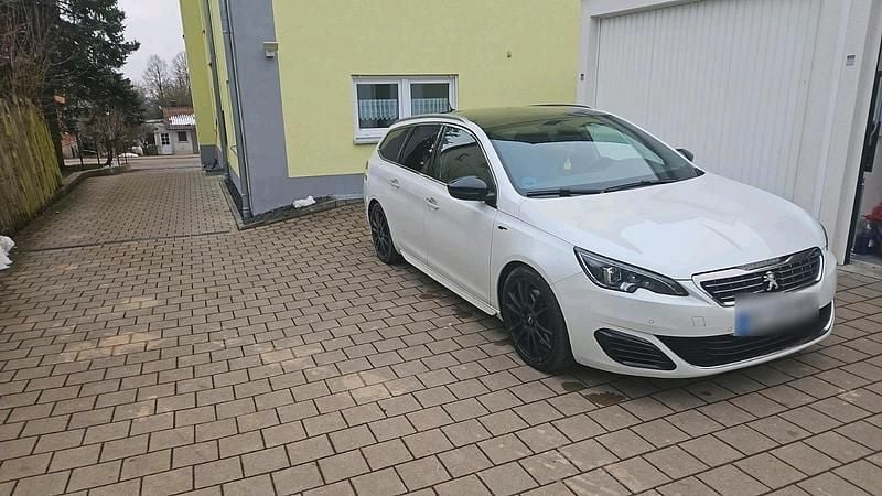 Gebraucht Peugeot 308 GT 205 PS (150 kW) 2016 Weiß Kombi