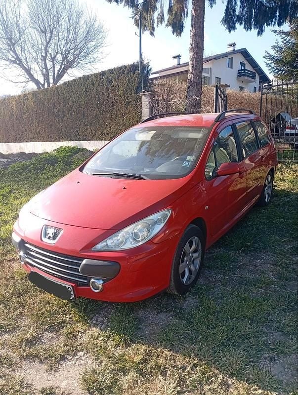 Rot Gebraucht 2007 Peugeot 307 Kombi | 750 € (Fairer Preis) - Bild 1/4