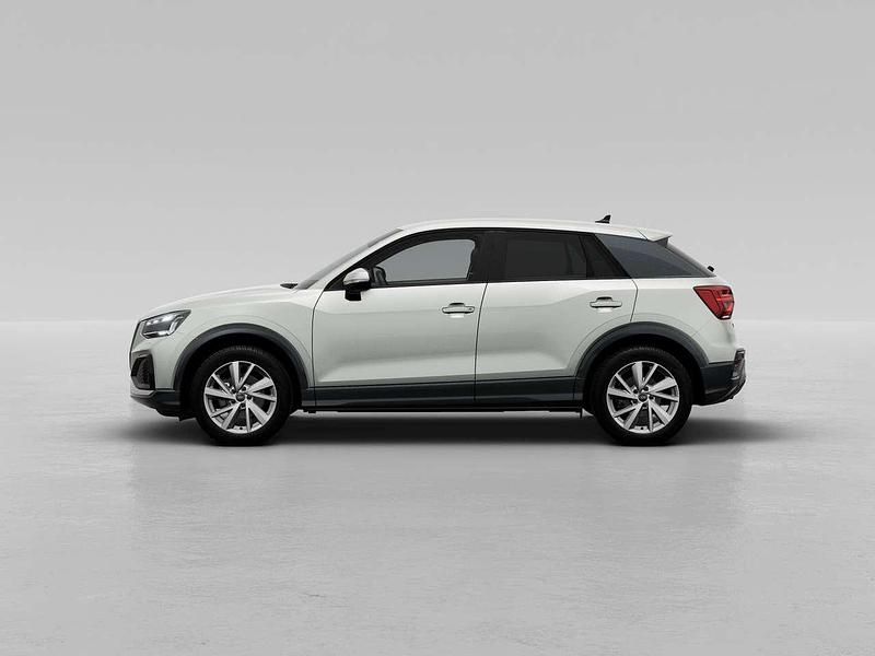 Neu Audi Q2 Advanced Plus 150 PS (110 kW) 2025 Tausilber metallic SUV