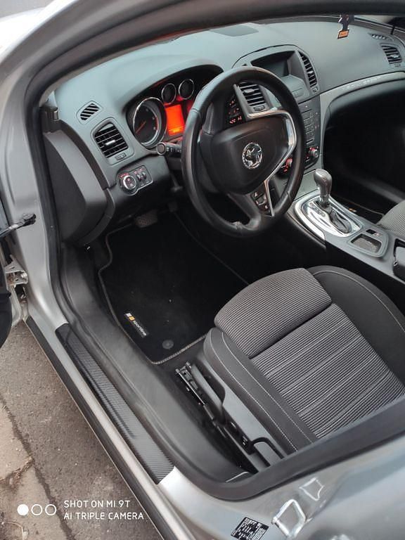 Gebraucht Opel Insignia Edition 160 PS (117 kW) 2010 Silber Kombi