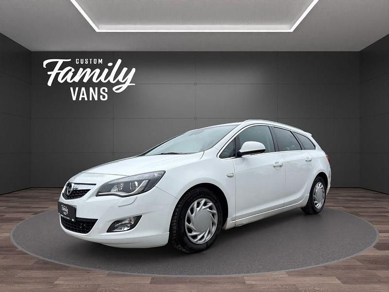 Gebraucht Opel Astra 125 PS (91 kW) 2011 Weiß Limousine