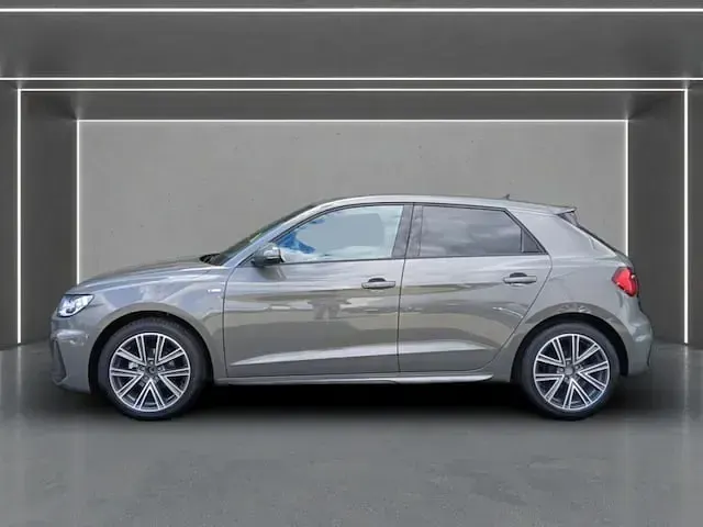 Gebraucht Audi A1 Sportback S-Line 95 PS (69 kW) 2025 Chronosgrau metallic Kleinwagen