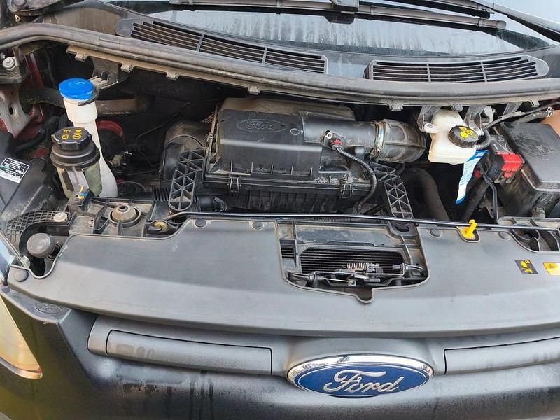 Gebraucht Ford Transit Custom 101 PS (74 kW) 2014 Rot Van / Kleinbus