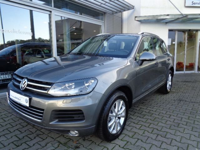 Gebraucht VW Touareg 245 PS (180 kW) 2012 Grau metallic SUV