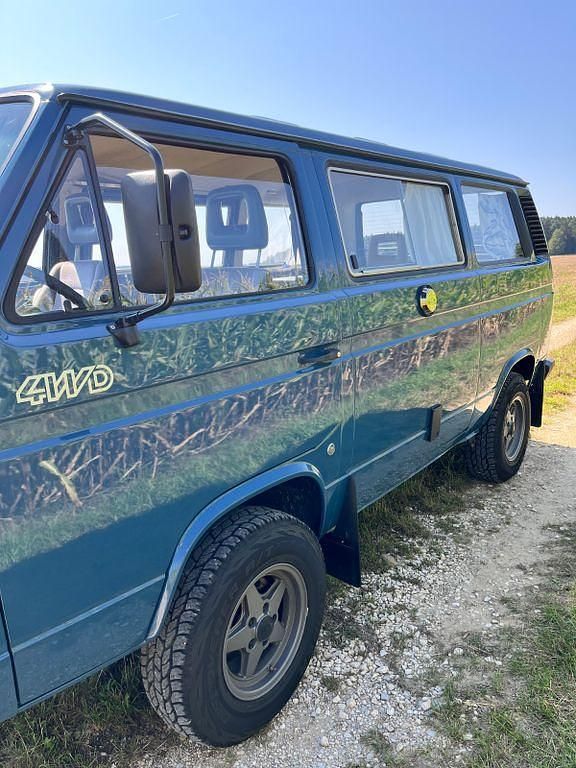 Second-hand VW T3 95 CP (69 kW) 1987 Albastru Van