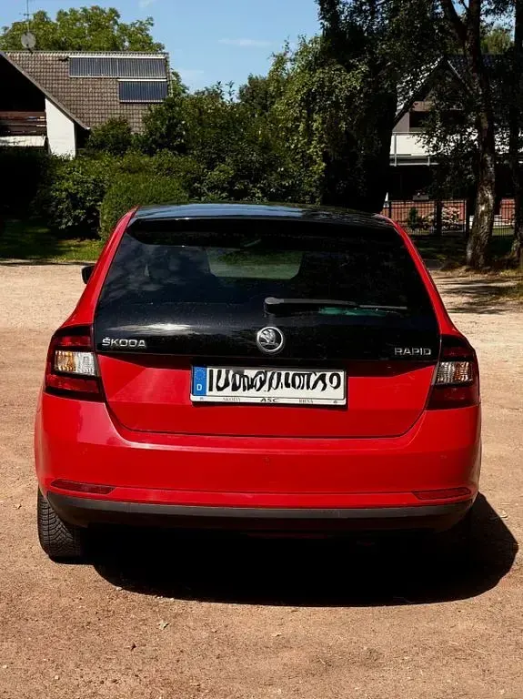 Gebraucht Skoda Rapid Monte Carlo 105 PS (77 kW) 2014 Rot Kleinwagen