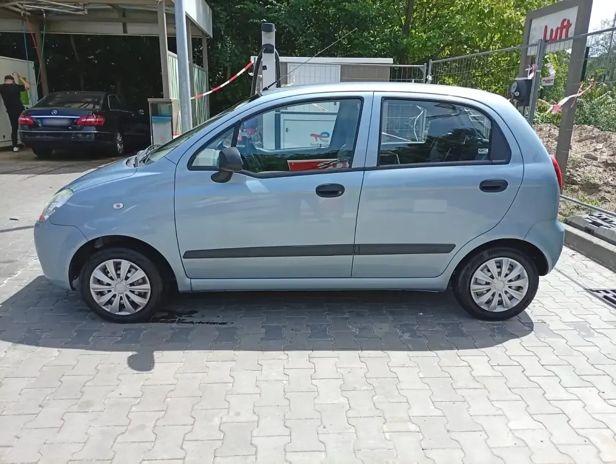 Gebraucht Chevrolet Matiz 52 PS (38 kW) 2009 Blau Kleinwagen