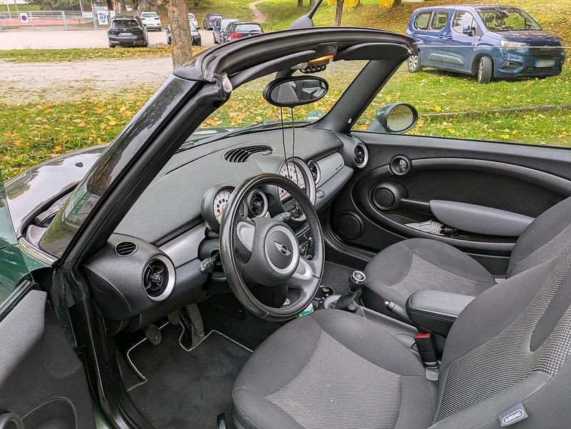 Gebraucht Mini One Cabriolet 98 PS (72 kW) 2011 Grün Cabrio