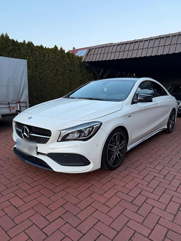 Gebraucht Mercedes CLA180 110 PS (80 kW) 2017 Weiß Limousine