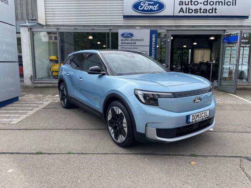 Arctic blue Gebraucht 2024 Ford Explorer Premium SUV | 50.990 € (Superpreis) - Bild 1/4