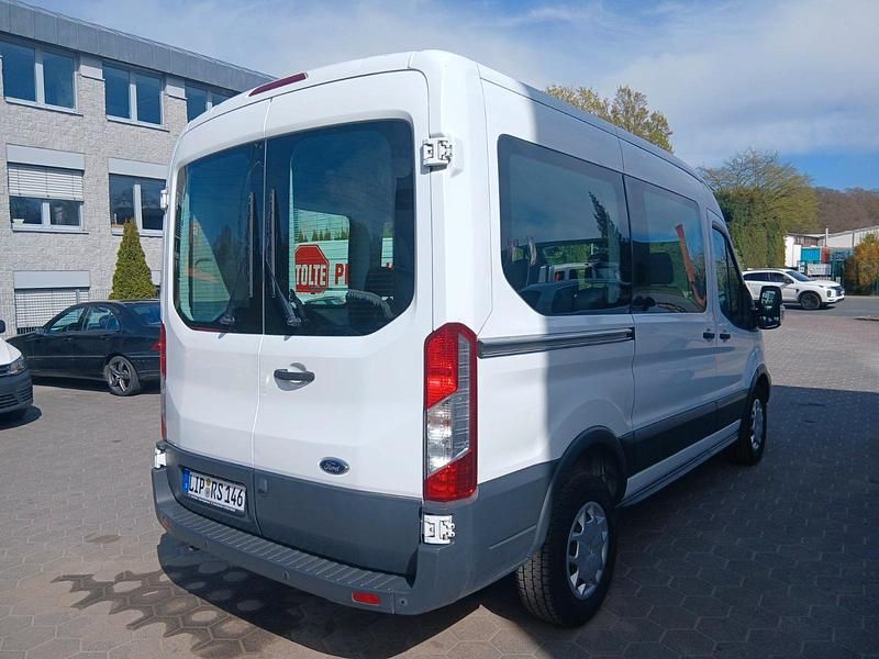 Second-hand Ford Transit 131 CP (96 kW) 2018 Alb Monovolum