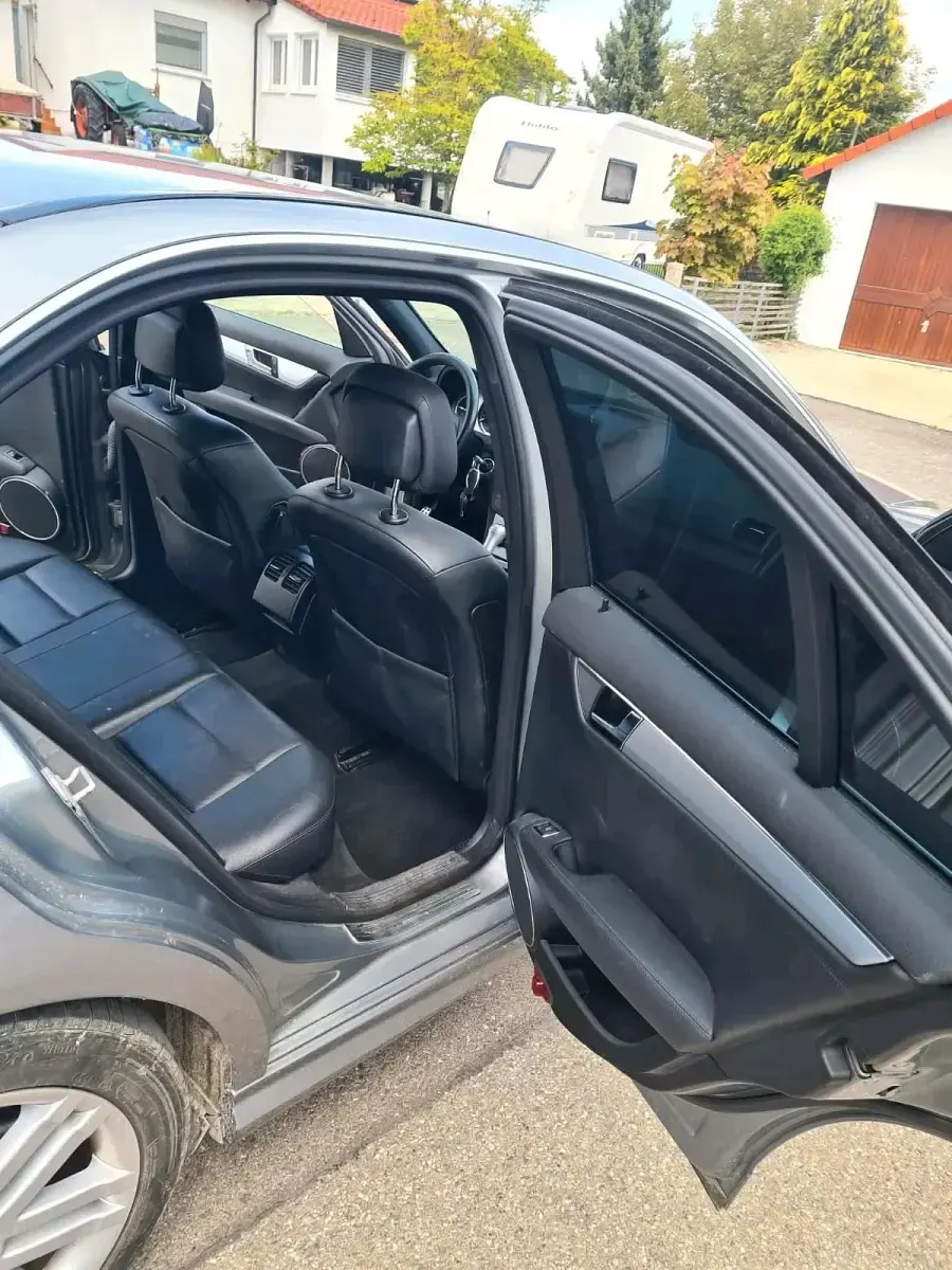 Gebraucht Mercedes C320 Sport 224 PS (164 kW) 2008 Grau Limousine