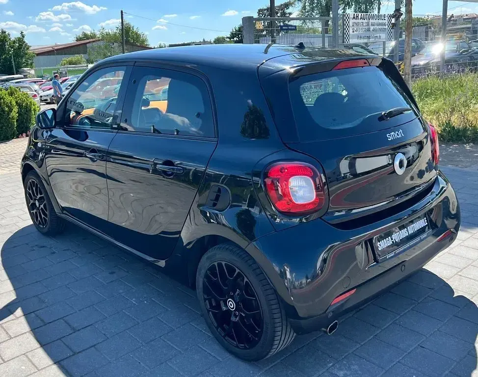 Gebraucht Smart ForFour Passion 71 PS (52 kW) 2014 Schwarz Kleinwagen