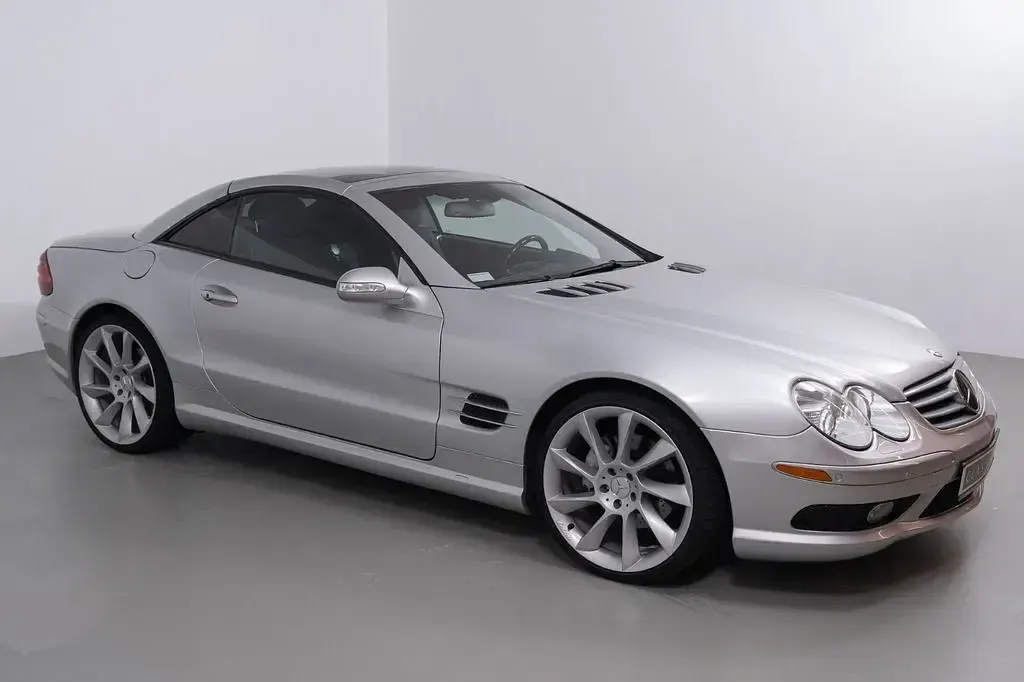 Gebraucht Mercedes SL500 306 PS (225 kW) 2003 Brillantsilber  metalliclack Cabrio