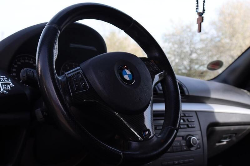 Gebraucht BMW 135 Cabriolet M Sport 306 PS (225 kW) 2009 Weiß Cabrio