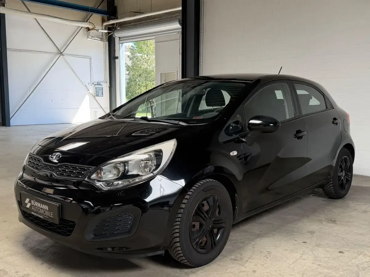 Gebraucht Kia Rio Edition 7 109 PS (80 kW) 2011 Schwarz Kleinwagen