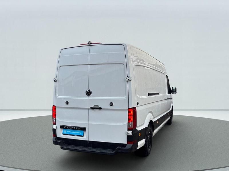 Gebraucht VW Crafter 140 PS (102 kW) 2024 Weiß Van