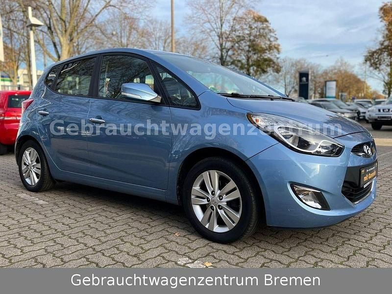 Blau Gebraucht 2013 Hyundai ix20 Comfort Kleinwagen | 5.490 € (Fairer Preis) - Bild 1/4