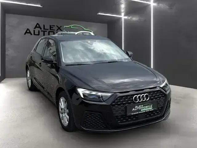 Gebraucht Audi A1 Sportback Comfort 95 PS (69 kW) 2022 Mythosschwarz Kleinwagen