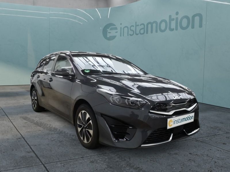 Grau Gebraucht 2024 Kia Ceed Sportswagon Spirit Kombi | 25.580 € (Guter Preis) - Bild 1/3