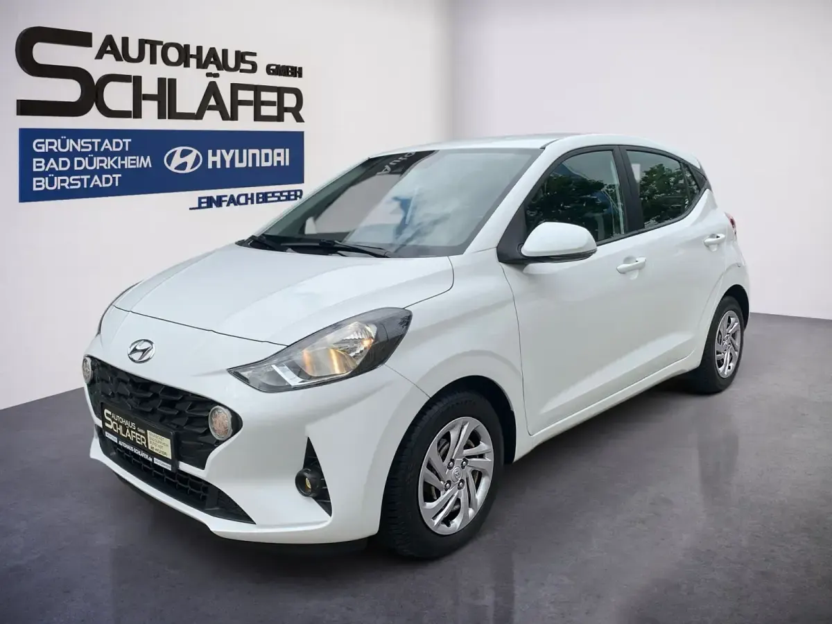 Gebraucht Hyundai i10 Trend 84 PS (61 kW) 2022 Kleinwagen