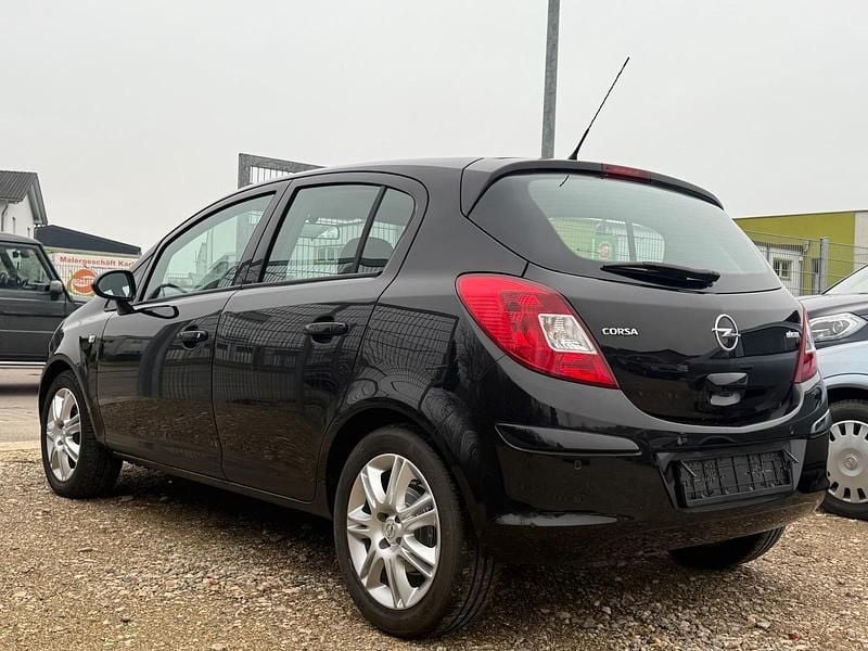 Gebraucht Opel Corsa 80 PS (58 kW) 2009 Schwarz Kleinwagen