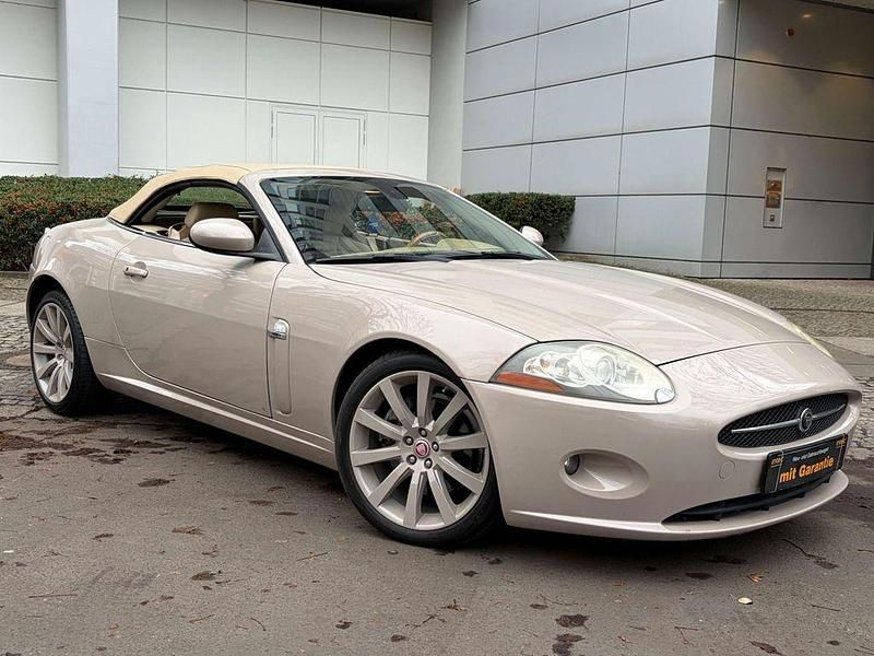Gebraucht Jaguar XK 298 PS (219 kW) 2008 Beige Cabrio