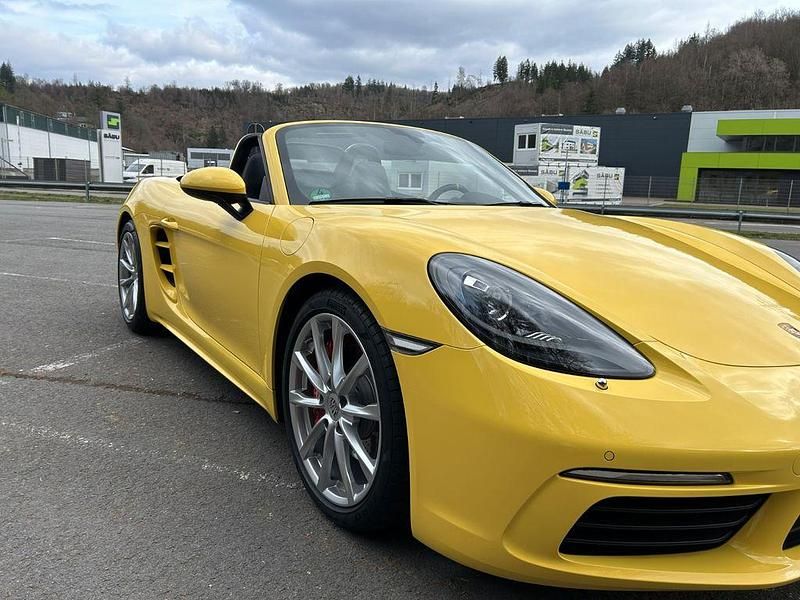 Gebraucht Porsche 718 Boxster S 349 PS (256 kW) 2017 Gelb Cabrio