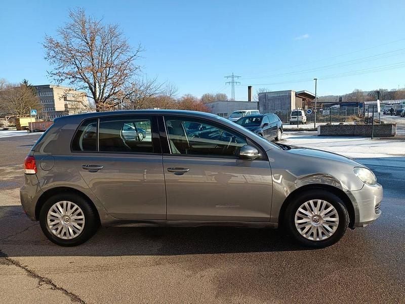 Gebraucht VW Golf VI Trendline 80 PS (58 kW) 2008 Grau Kleinwagen