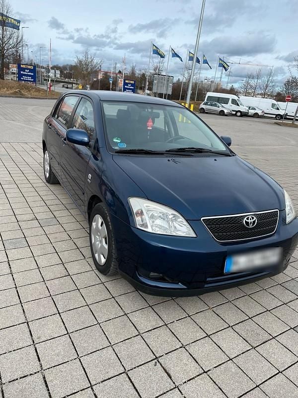 Gebraucht Toyota Corolla 97 PS (71 kW) 2004 Blau Kleinwagen