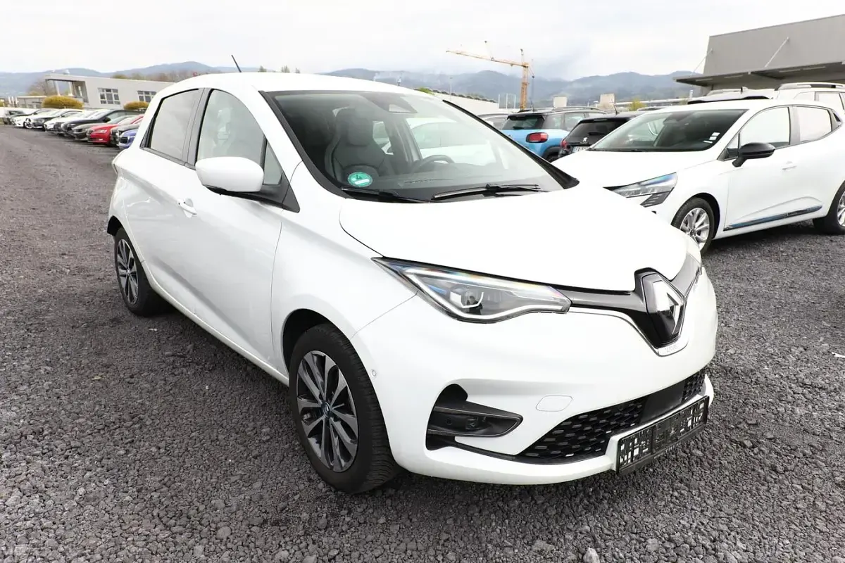 Gebraucht Renault Zoe Intens 100 kW (136 PS) 2020 Arktisweiß Kleinwagen